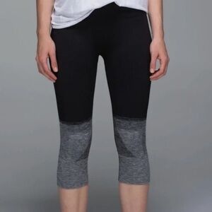 Lululemon Seamlessly Street Crop leggings